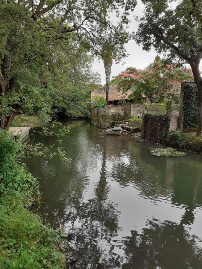 Le Clos Des Passiflores Pons Exterior photo